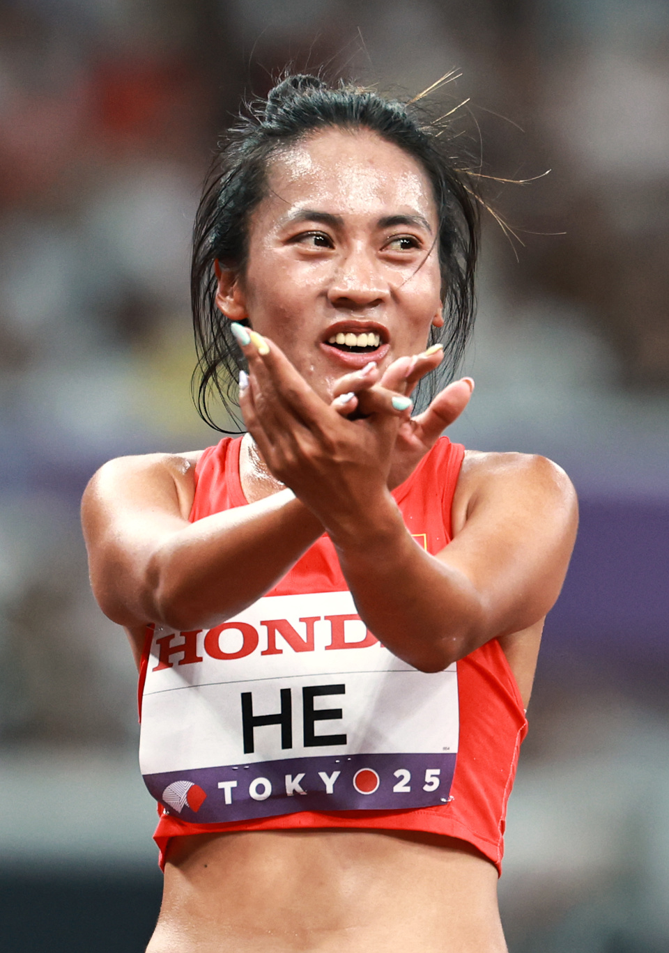 她无缘决赛, 前右, 在预赛中