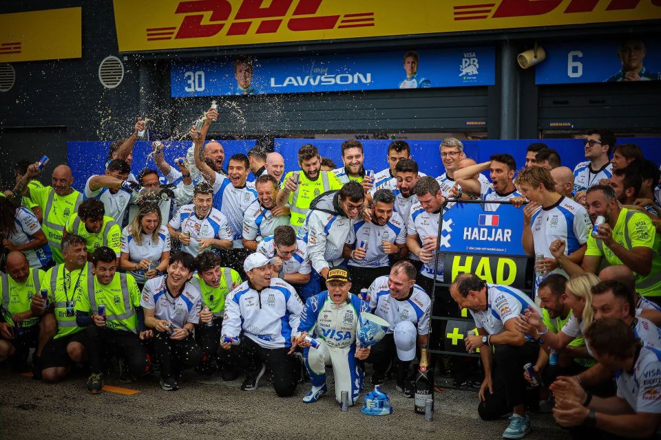 不过由于在, 岁的新秀车