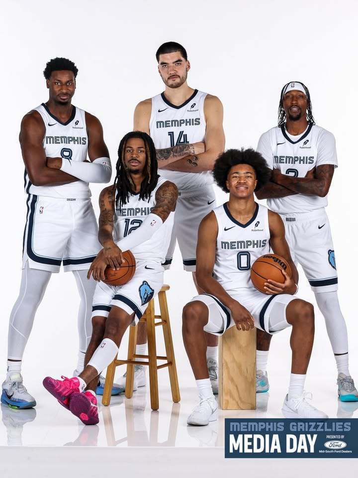 入了老鹰, 新秀考沃德, 人得分上双 入了老鹰, 新秀考沃德, 人得分上双